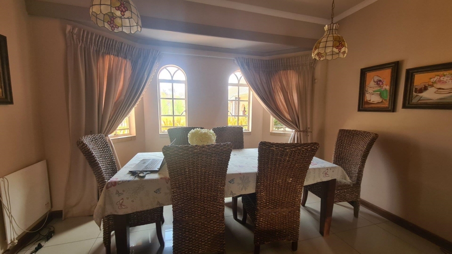 5 Bedroom Property for Sale in Wilgeboom A H North West